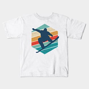 Retro Look Snowboarder, Snowboarding Motive Kids T-Shirt